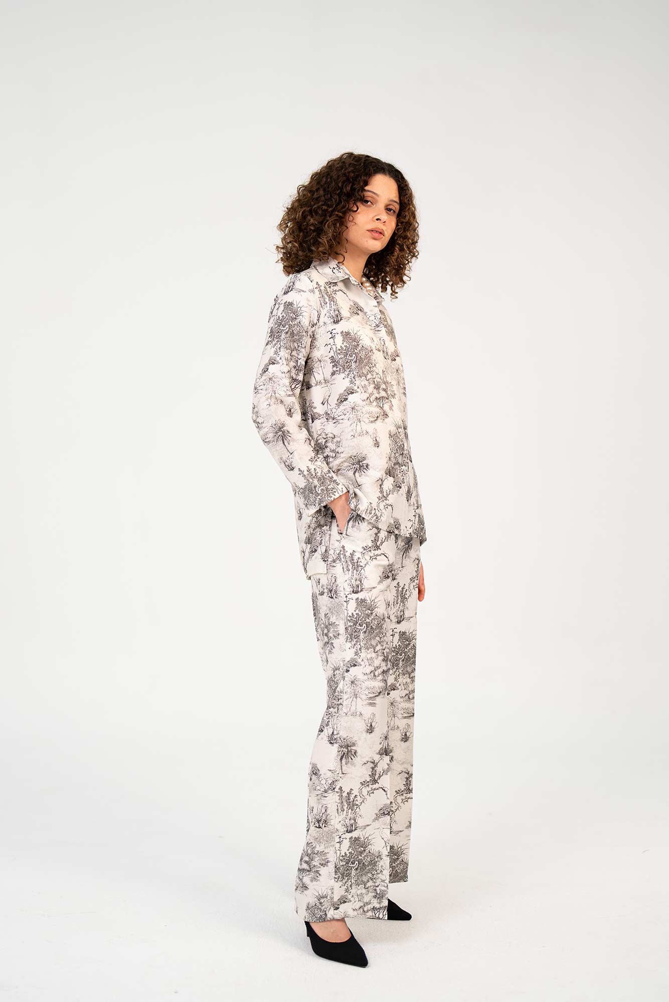 PRINTED PANTS
