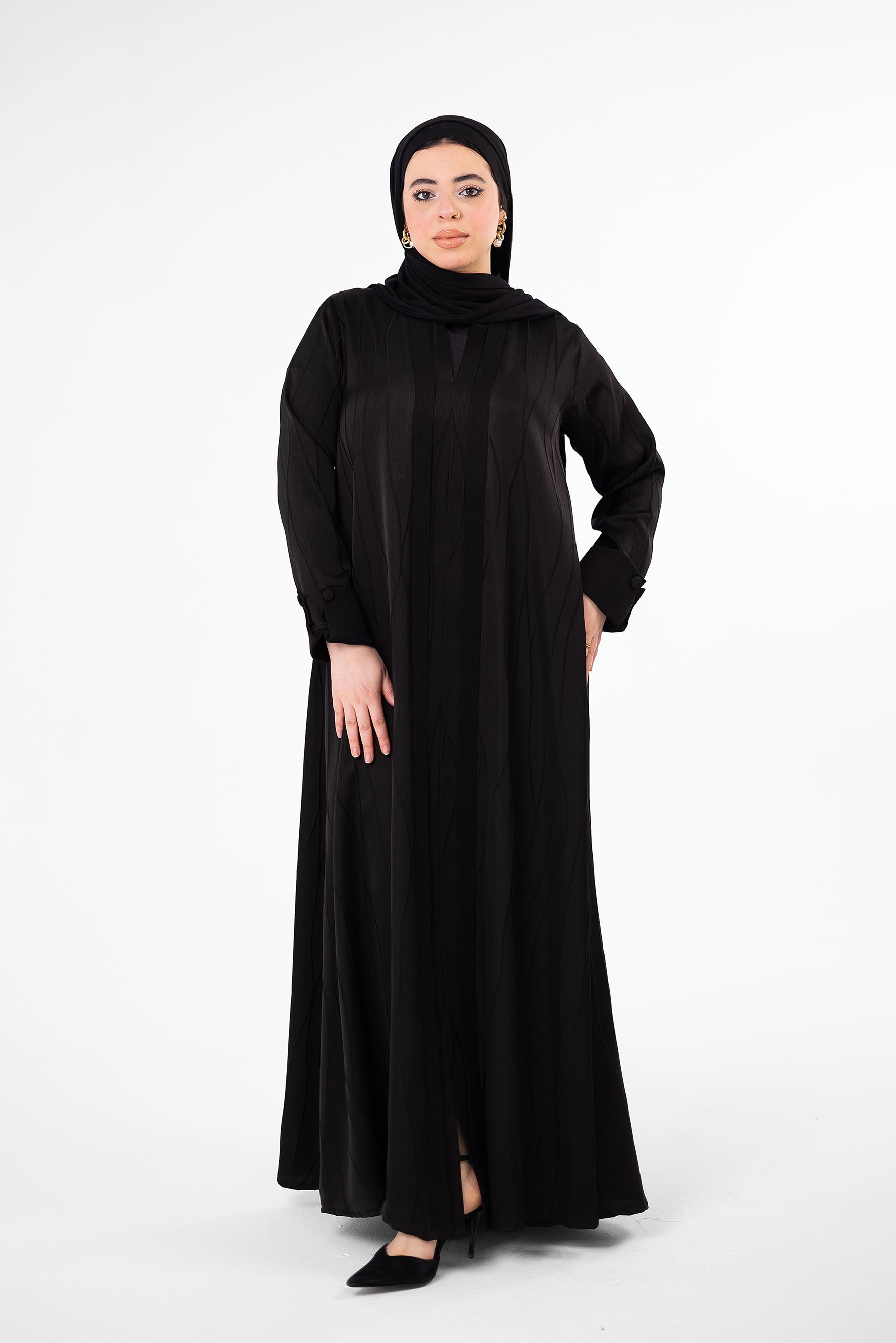 CLOSED  ABAYA